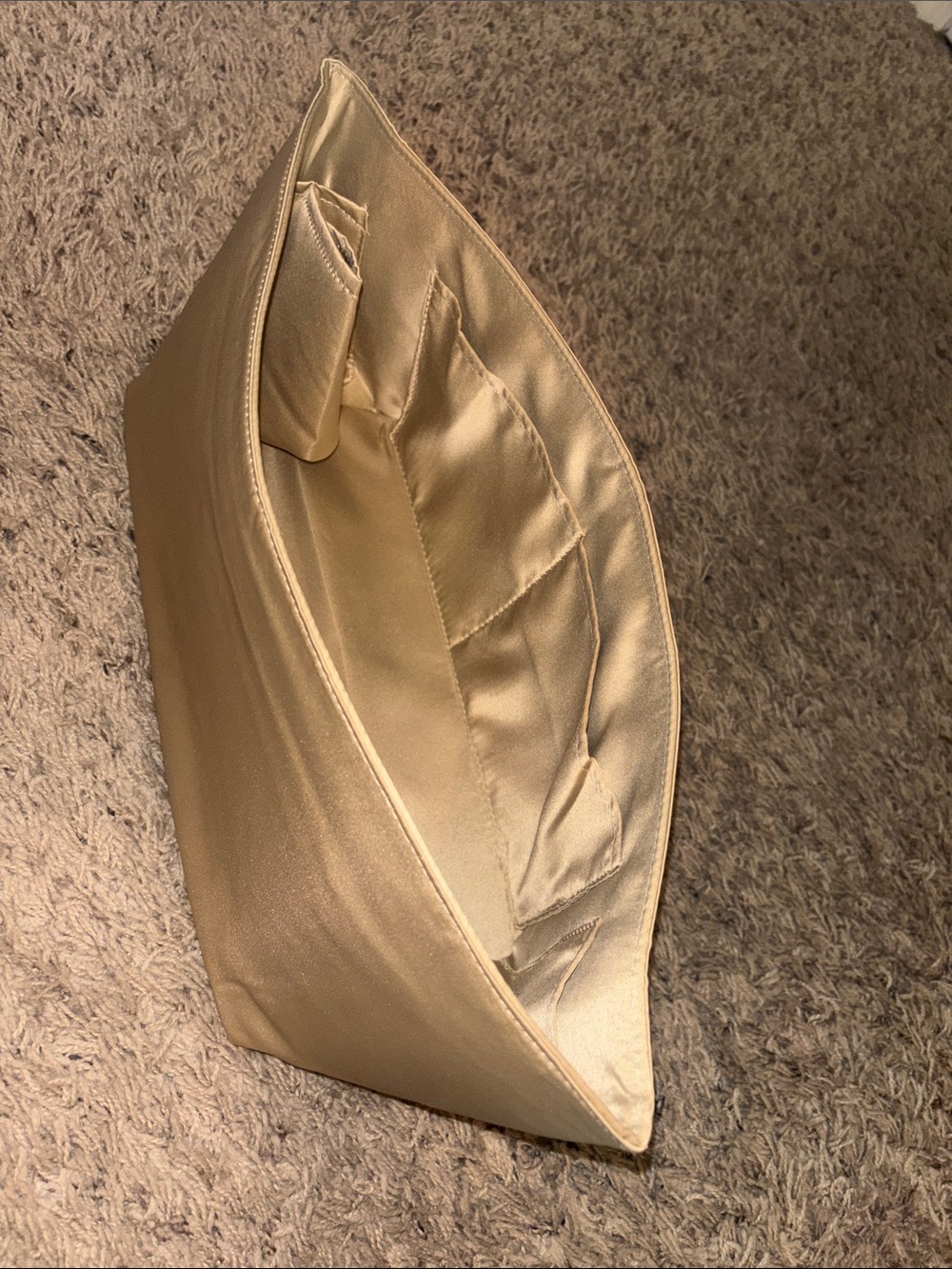 Champagne Bag Organizer